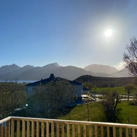 Villa Med Jacuzzi Og Nydelig Utsikt Gravdal (Vestvagoy)
