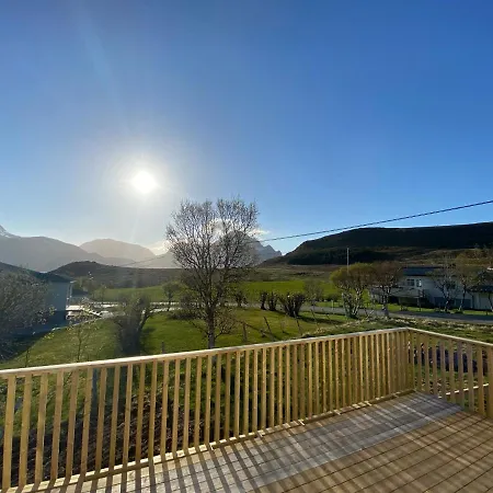 Med Jacuzzi Og Nydelig Utsikt Villa