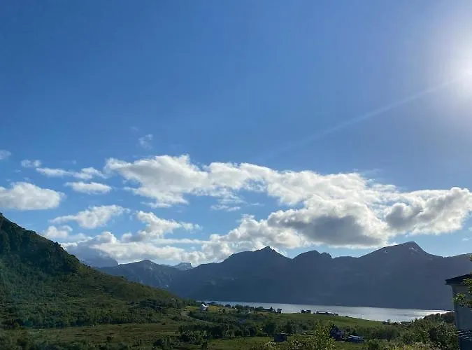 Med Jacuzzi Og Nydelig Utsikt